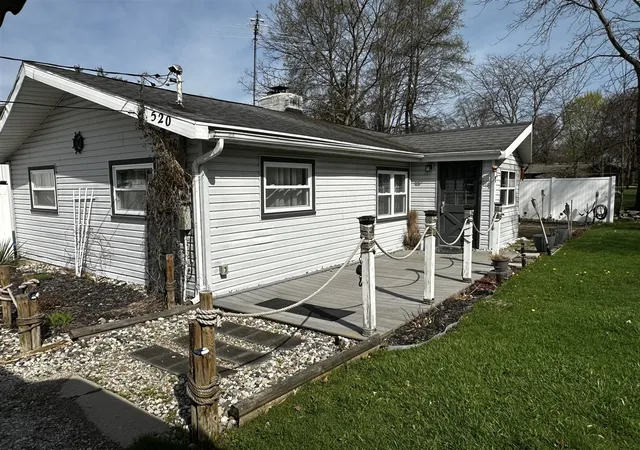 3rd image of 520 W Jessie Rd, Sanford, MI 48657 | MLS# 70514293