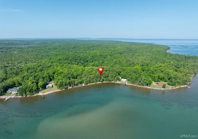 Photo 3 of Single family home for sale at N8690 Reindeer Run, Munising, MI 49862 | MLS# 50215740 | Listing updated on 2026-07-22