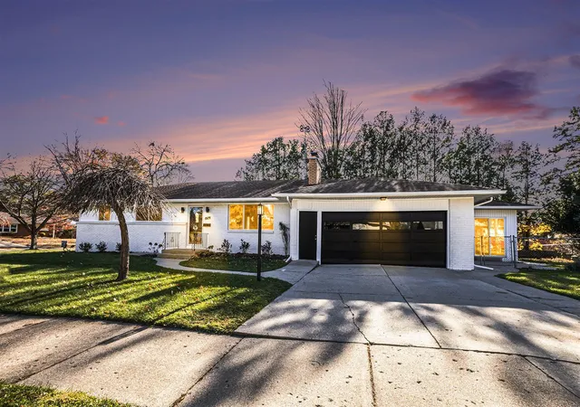 1st image of 1524 Sweet St, Grand Rapids, MI 49505 | MLS# 70504996