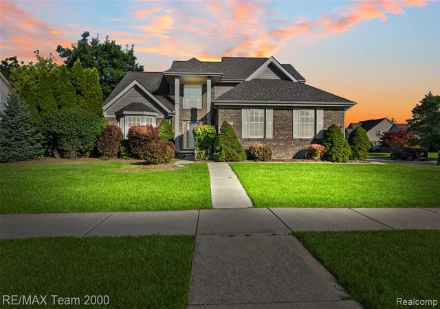 Photo 1 of Single family home for sale at 30003 Huron Meadows Dr, Rockwood, MI 48173 8625 | MLS# 61025456 | Listing updated on 2026-09-08
