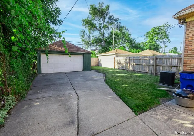 18th image of 4116 Kendall St, Detroit, MI 48238 3739 | MLS# 60976357