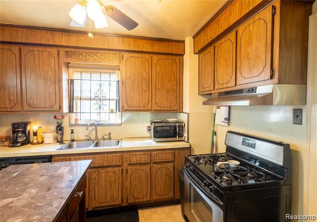 4th image of 4116 Kendall St, Detroit, MI 48238 3739 | MLS# 60976357