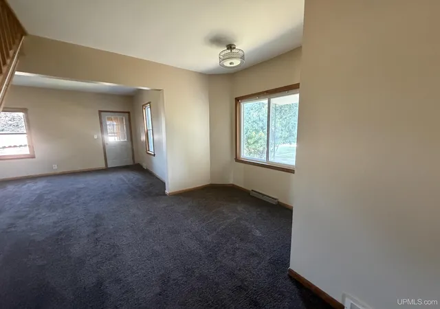 Photo 3 of Single family home for sale at 704 Section St, Norway, MI 49870 | MLS# 50216883 | Listing updated on 2026-08-10