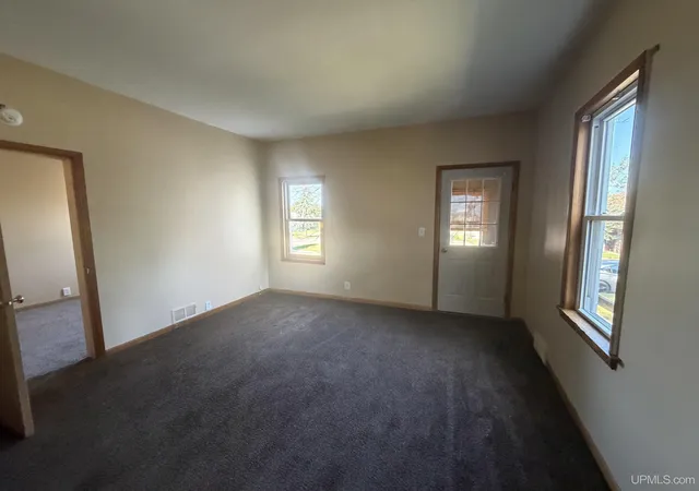 Photo 4 of Single family home for sale at 704 Section St, Norway, MI 49870 | MLS# 50216883 | Listing updated on 2026-08-10