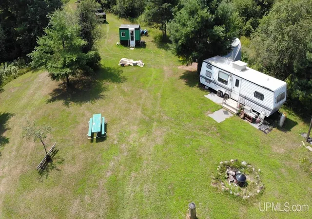 Photo 3 of Sale Pending at 12416 Blacksmith Rd, Bruce Crossing, MI 49912 | MLS# 50218069 | Listing updated on 2026-08-25