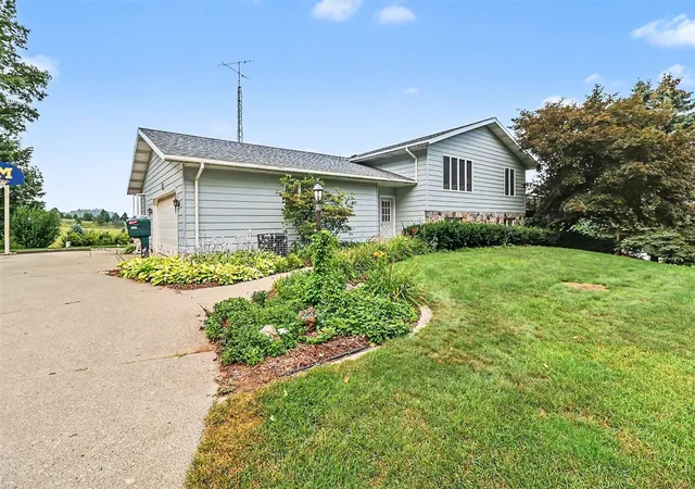 Photo 2 of Sale Pending at 4213 W Taylor Rd, Hart, MI 49420 | MLS# 70550224 | Listing updated on 2026-08-13