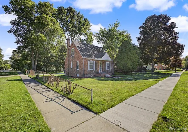 2nd image of 31980 Alvin St, Garden City, MI 48135 | MLS# 61008604