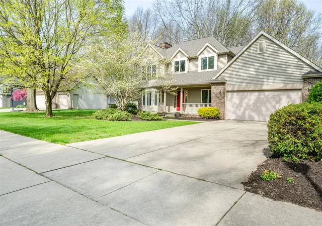 Photo 2 of Single family home for sale at 4030 Kendall Dr, Saint Joseph, MI 49085 | MLS# 70527782 | Listing updated on 2026-07-17