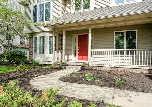 Photo 3 of Single family home for sale at 4030 Kendall Dr, Saint Joseph, MI 49085 | MLS# 70527782 | Listing updated on 2026-07-17