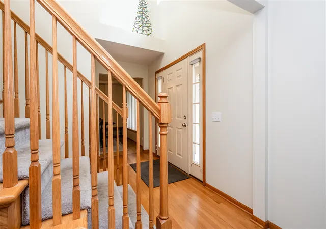 Photo 4 of Single family home for sale at 4030 Kendall Dr, Saint Joseph, MI 49085 | MLS# 70527782 | Listing updated on 2026-07-17