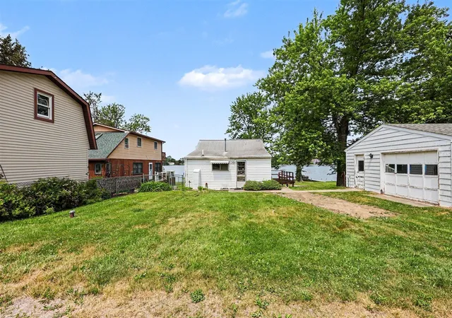 Homes for sale in Manchester, MI | 11968 Elmdale Dr, Manchester, MI 48158 | MLS# 70538457