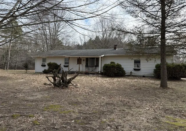 Homes for sale in Belding, MI | 6242 Hawley Hwy, Belding, MI 48809 | MLS# 70534283