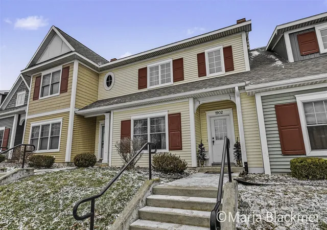 4th image of 1902 Meijer Dr, Greenville, MI 48838 | MLS# 70519870