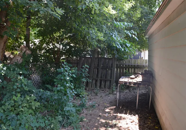 Photo 4 of Sale Pending at 9968 Nathaline Ave, Redford, MI 48239 | MLS# 70550665 | Listing updated on 2026-08-26