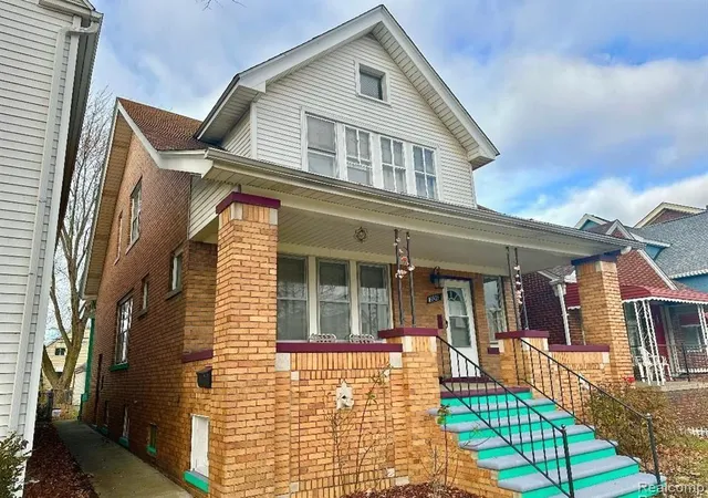 Homes for sale in Hamtramck, MI | 3929 Caniff St, Hamtramck, MI 48212 | MLS# 60992149