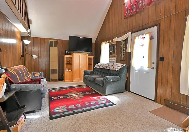 Homes for sale in Saint Helen, MI | 1103 Tanglewood Dr, Saint Helen, MI 48656 | MLS# 61008737