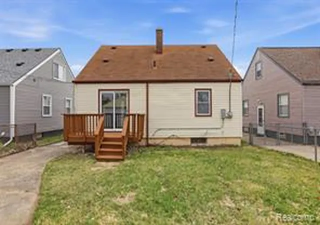 Homes for sale in Roseville, MI | 29871 Quinkert St, Roseville, MI 48066 | MLS# 61008951