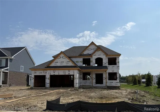 2nd image of 26 Woodland Mdws, Chesterfield, MI 48047 | MLS# 61016756