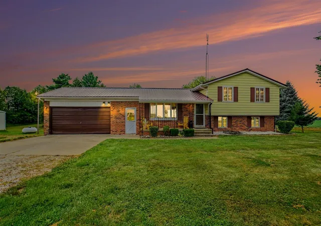 1st image of 850 S State Rd, Update, MI 48419 | MLS# 70552368