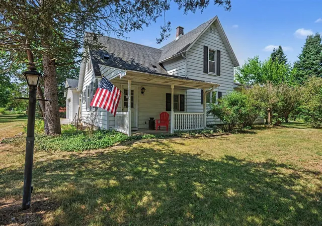 3rd image of 1744 Lincoln Rd, Allegan, MI 49010 | MLS# 70549222