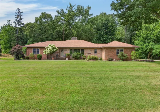 Photo 1 of Single family home for sale at 3712 S Pipestone Rd, Sodus, MI 49126 | MLS# 70553958 | Listing updated on 2026-08-25