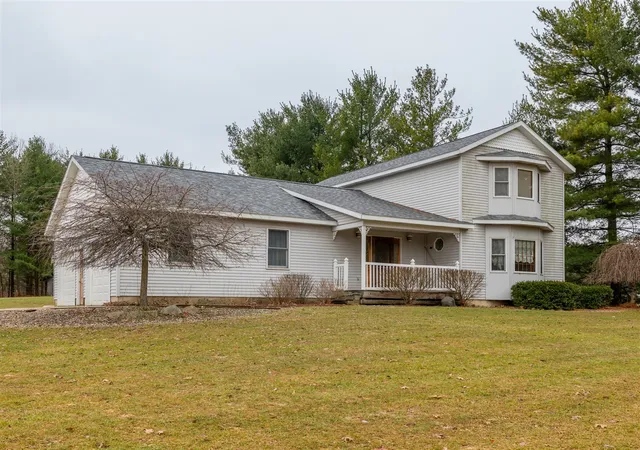 Homes for sale in Sturgis, MI | 28459 Kelly Rd, Sturgis, MI 49091 | MLS# 70516396