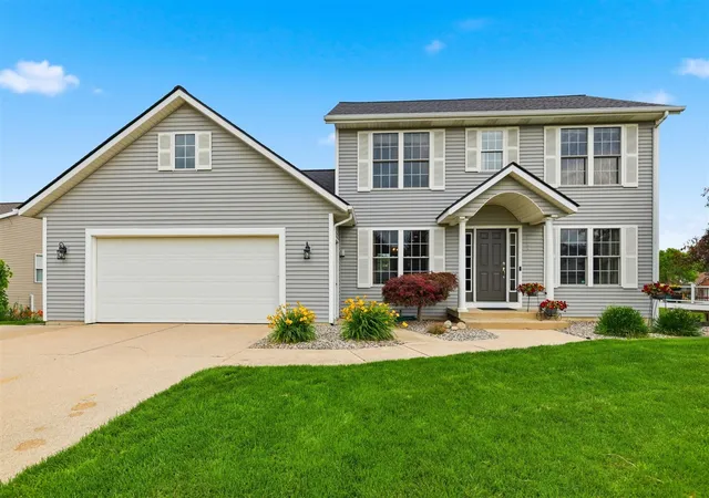 Homes for sale in Jenison, MI | 2485 Willow Ridge Dr, Jenison, MI 49428 | MLS# 70541627