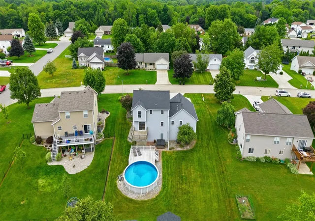 Homes for sale in Jenison, MI | 2485 Willow Ridge Dr, Jenison, MI 49428 | MLS# 70541627