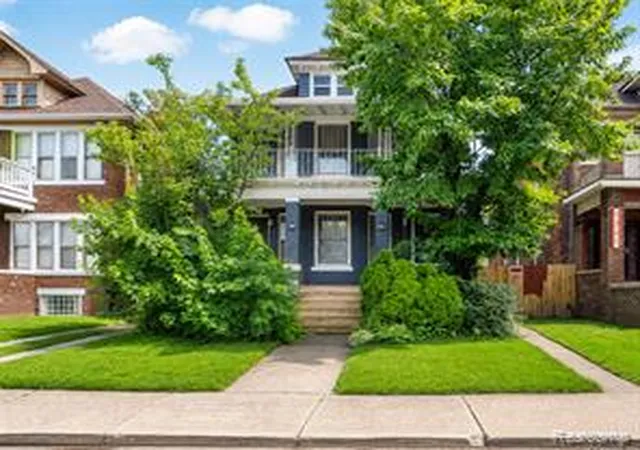 Photo 1 of Sale Pending at 4357 W Philadelphia St, Detroit, MI 48204 2448 | MLS# 61009073 | Listing updated on 2026-10-05