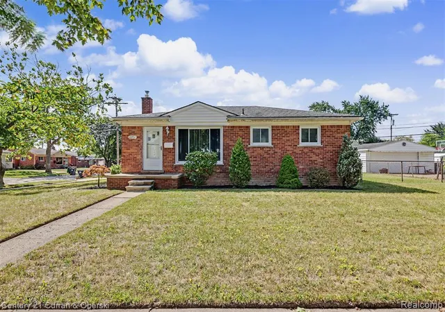 Photo 1 of Sale Pending at 22711 Hayes St, Taylor, MI 48180 2403 | MLS# 61024809 | Listing updated on 2026-09-14