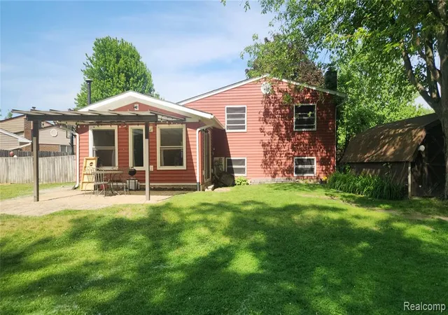 Homes for sale in Chesterfield, MI | 28718 Apollo Dr, Chesterfield, MI 48047 | MLS# 60999393