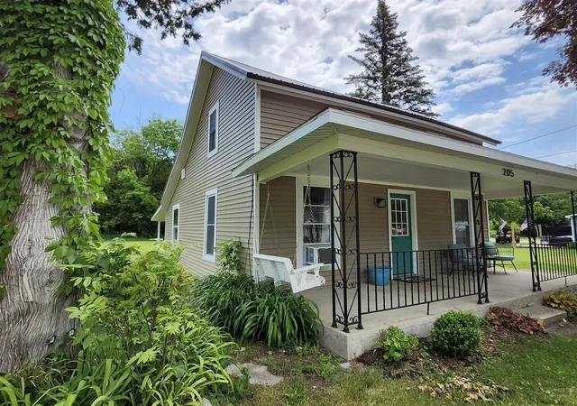 1st image of 205 S Columbia Ave, Scottville, MI 49454 | MLS# 70538696