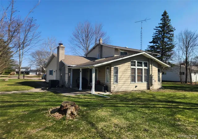 5th image of 6103 Trenton Dr, Flint, MI 48532 | MLS# 60981695