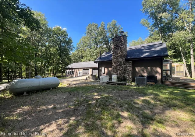 Homes for sale in Cohoctah, MI | 6160 Brambleberry Ln, Cohoctah, MI 48855 | MLS# 60933035