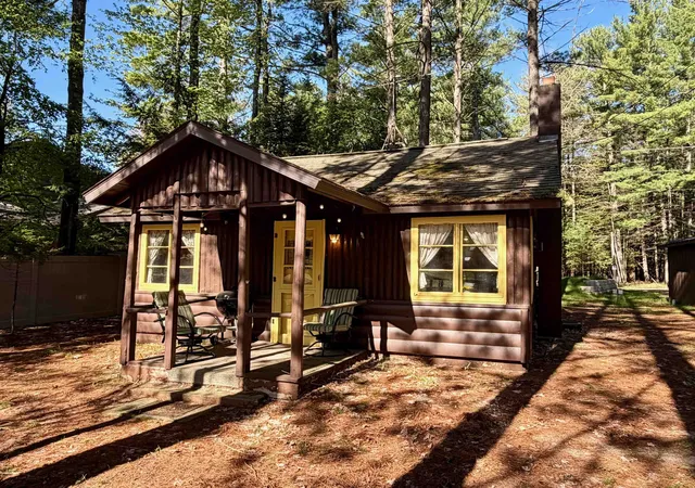 3rd image of 14047 Torch River Rd, Rapid City, MI 49676 | MLS# 80068624