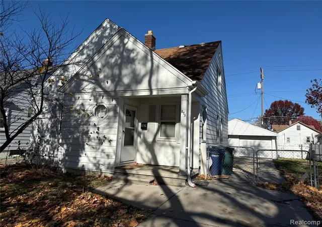 Homes for sale in Lincoln Park, MI | 876 Garfield Ave, Lincoln Park, MI 48146 | MLS# 60953487