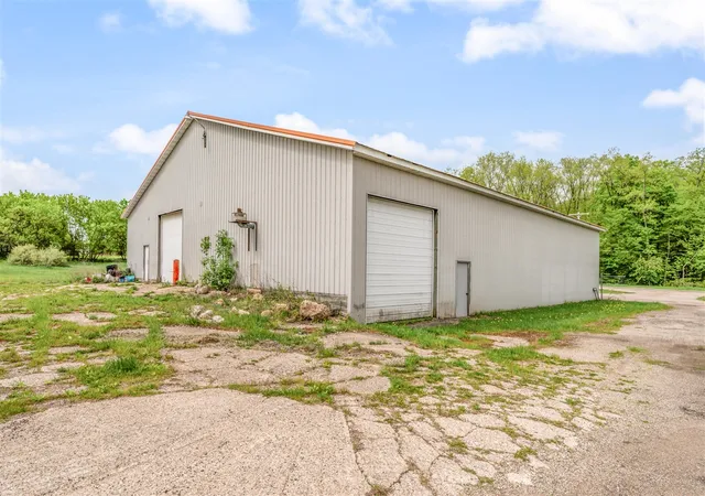 Photo 3 of Sale Pending at 18470 195th Avenue, Big Rapids, MI 49307 | MLS# 70518333 | Listing updated on 2026-08-31