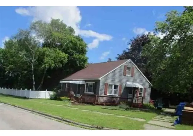 Photo 1 of Single family home for sale at 200 Galarno St, Bay City, MI 48708 | MLS# 70545205 | Listing updated on 2026-07-19