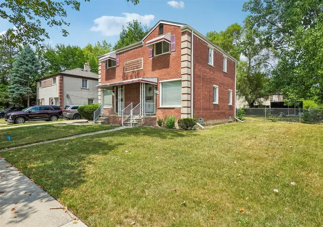Photo 3 of Multi family home for sale at 13610 Pearson St, Oak Park, MI 48237 | MLS# 70551352 | Listing updated on 2026-09-06