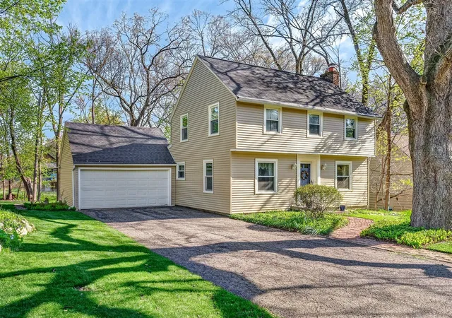 1st image of 1204 Hol Hi Dr, Kalamazoo, MI 49008 | MLS# 70527453