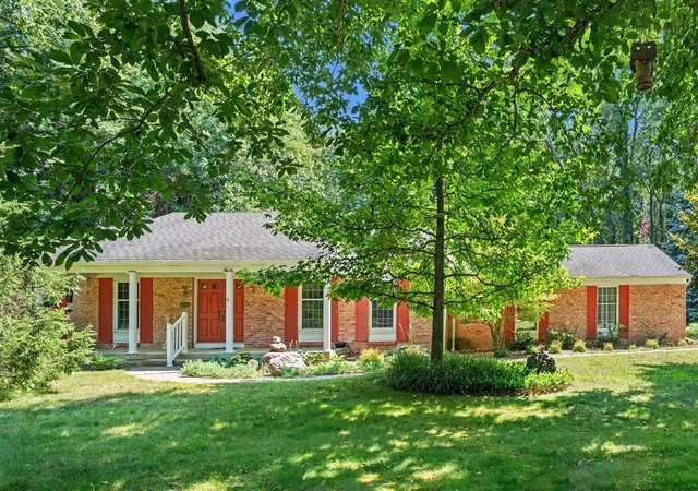 1st image of 22727 Sunset Dr, Kalamazoo, MI 49009 | MLS# 70549664