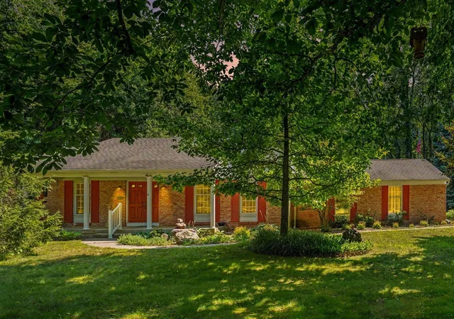 2nd image of 22727 Sunset Dr, Kalamazoo, MI 49009 | MLS# 70549664