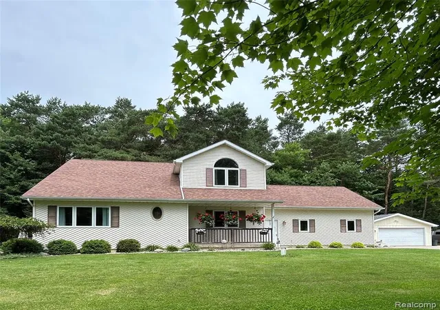Homes for sale in Caro, MI | 1334 Weeden Rd, Caro, MI 48723 | MLS# 61007181