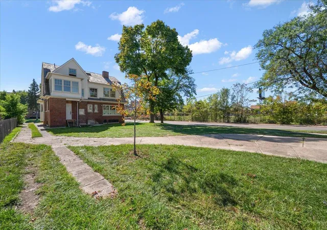 58th image of 918 Virginia Park St, Detroit, MI 48202 | MLS# 70511373
