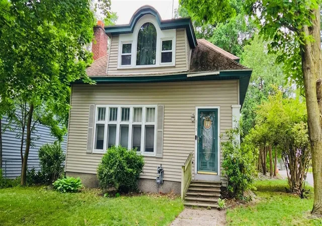 1st image of 419 W Cass St, Greenville, MI 48838 | MLS# 70539340