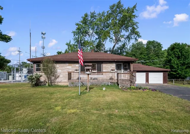 Homes for sale in Lake Orion, MI | 2942 S Baldwin Rd, Lake Orion, MI 48360 | MLS# 60999837