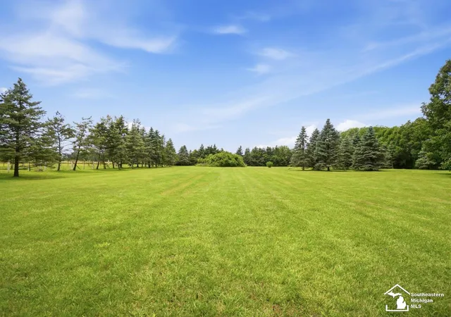 Homes for sale in Ottawa Lake, MI | 13378 South County Line Hwy, Ottawa Lake, MI 49267 | MLS# 50212661
