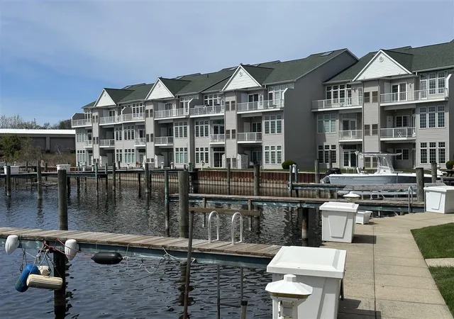 Homes for sale in Muskegon, MI | 2411 Lake Ave #36, Muskegon, MI 49445 | MLS# 70513742