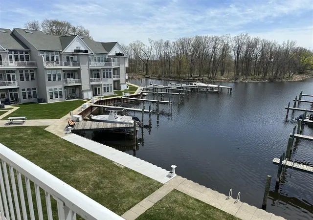 Homes for sale in Muskegon, MI | 2411 Lake Ave #36, Muskegon, MI 49445 | MLS# 70513742
