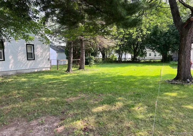 Homes for sale in Eastpointe, MI | 22106 Donald Ave, Eastpointe, MI 48021 | MLS# 60374425